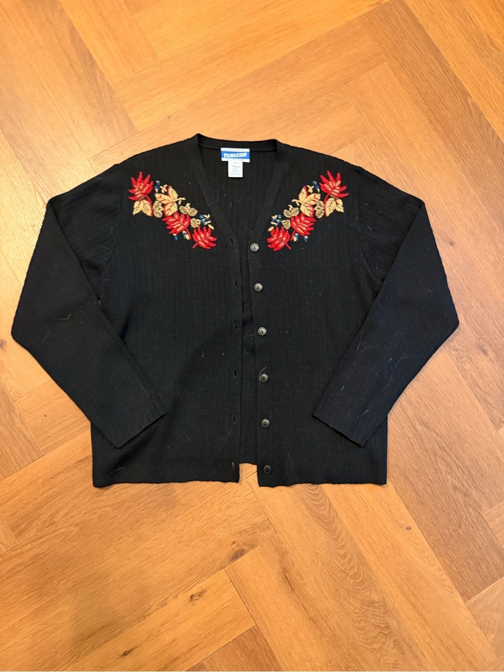 Pendleton Embroidered Floral Cardigan Black Wool Blend Sweater Large Vintage